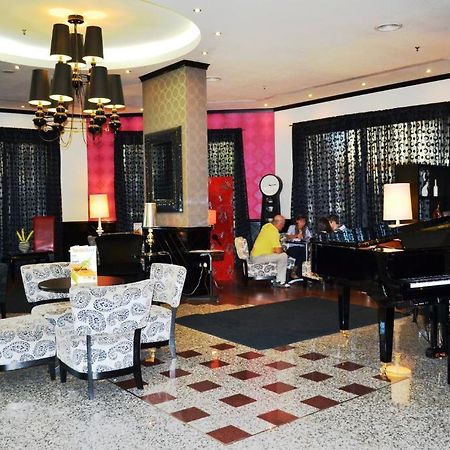 ホテル Coral Oriental ドバイ エクステリア 写真