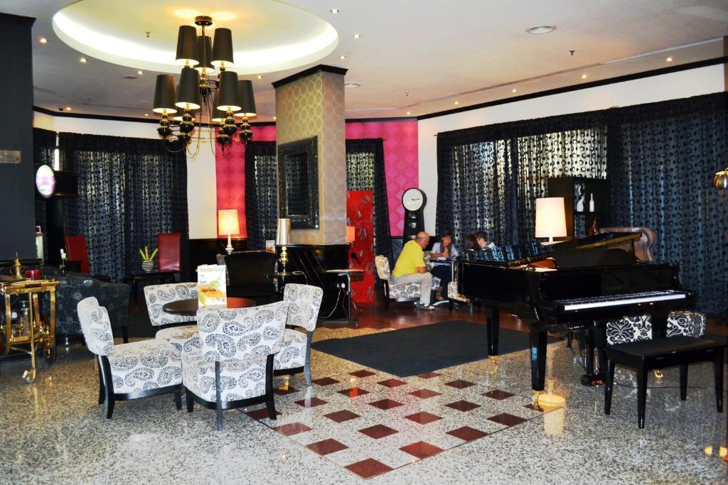 ホテル Coral Oriental ドバイ エクステリア 写真