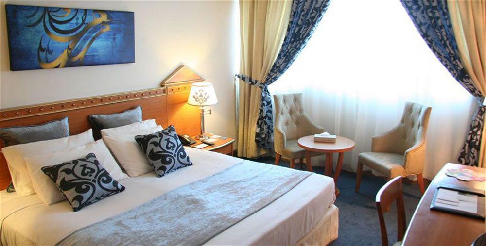 ホテル Coral Oriental ドバイ 部屋 写真